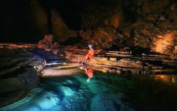 逃离幻想之镜